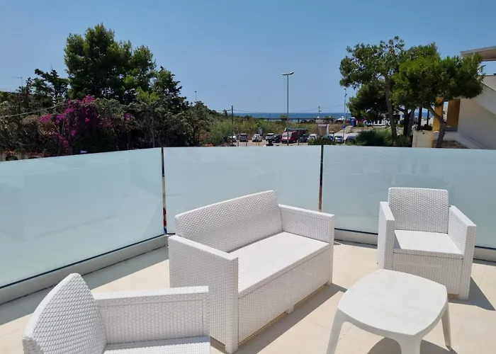 לינה וארוחת בוקר Marysol 3*